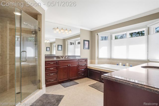 3177 Saint James Court, Oakland Charter Township, MI 48306