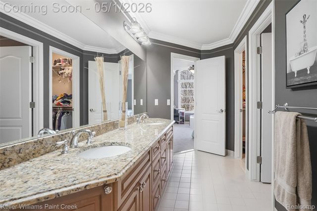 3177 Saint James Court, Oakland Charter Township, MI 48306