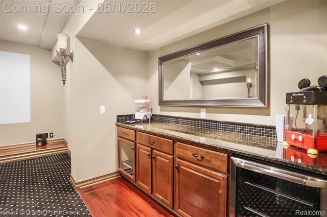 3177 Saint James Court, Oakland Charter Township, MI 48306