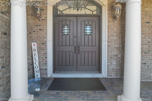 3177 Saint James Court, Oakland Charter Township, MI 48306