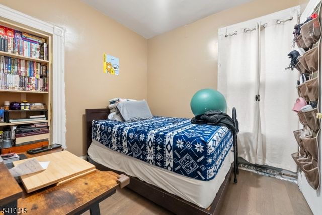 21 Olive St, Paterson City, NJ 07501