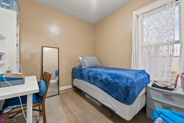 21 Olive St, Paterson City, NJ 07501