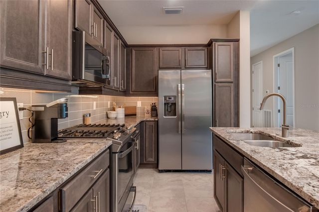 5333 NW 33RD PLACE, Ocala, FL 34482