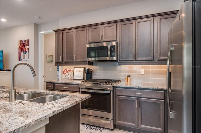 5333 NW 33RD PLACE, Ocala, FL 34482