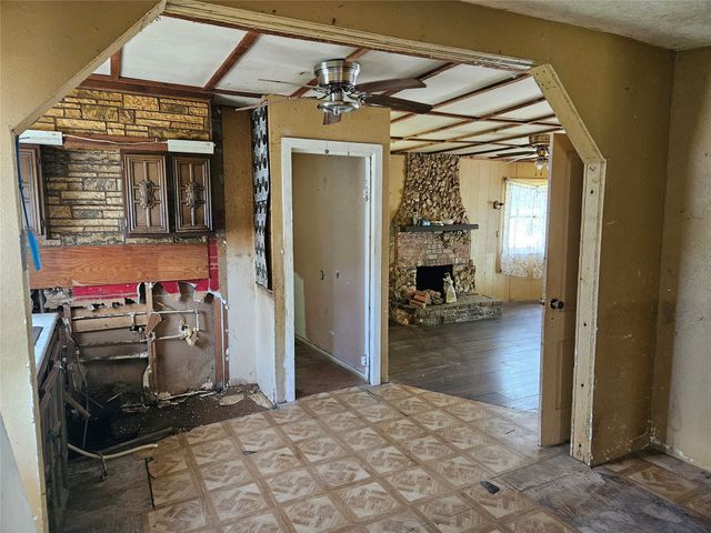 103 Canyon Drive, Whitney, TX 76692