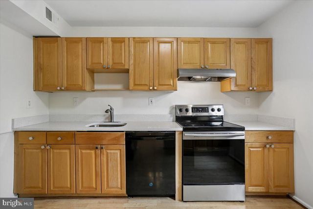 238 WATTS BRANCH PKWY, Rockville, MD 20850