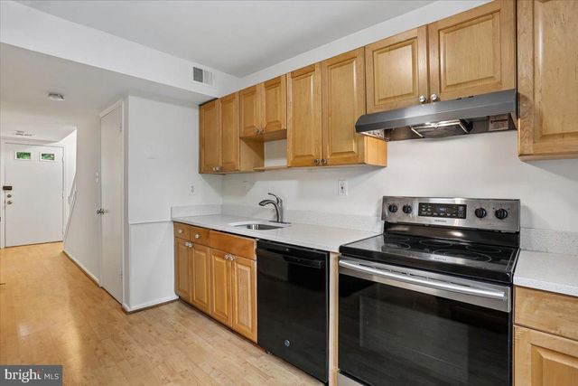 238 WATTS BRANCH PKWY, Rockville, MD 20850