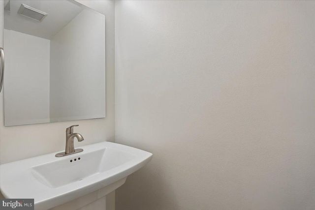 238 WATTS BRANCH PKWY, Rockville, MD 20850