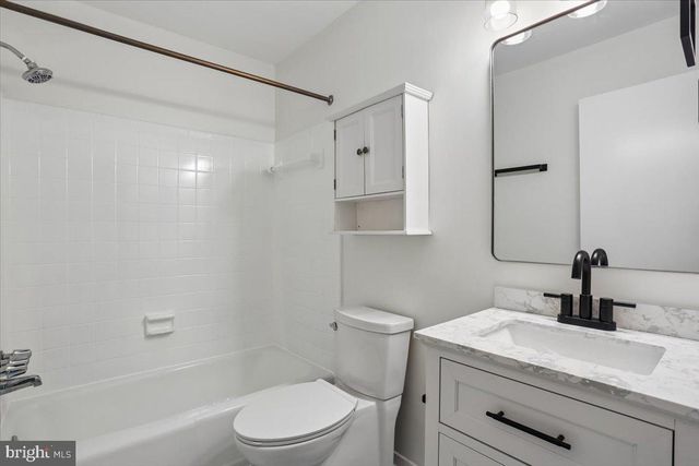 238 WATTS BRANCH PKWY, Rockville, MD 20850