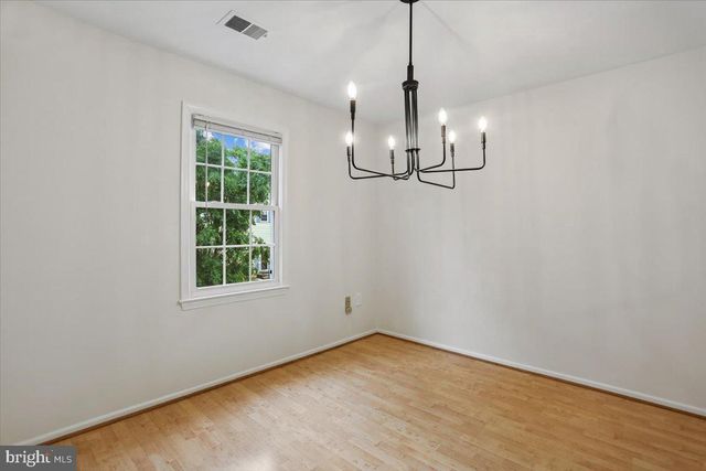 238 WATTS BRANCH PKWY, Rockville, MD 20850