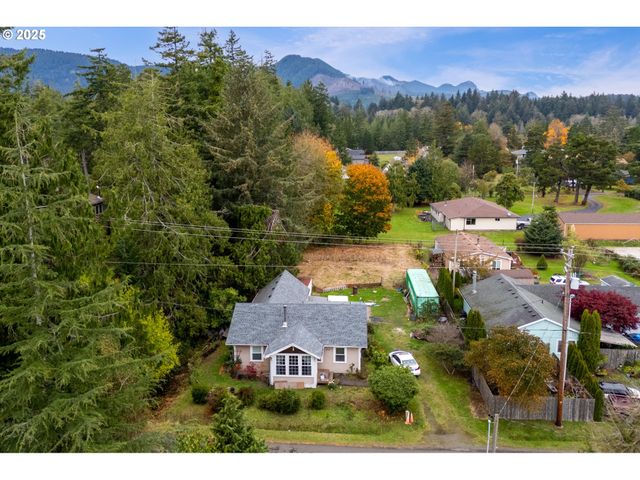 11000 SEAMONT Way, Nehalem, OR 97131