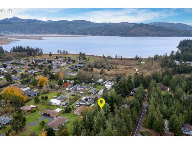 11000 SEAMONT Way, Nehalem, OR 97131