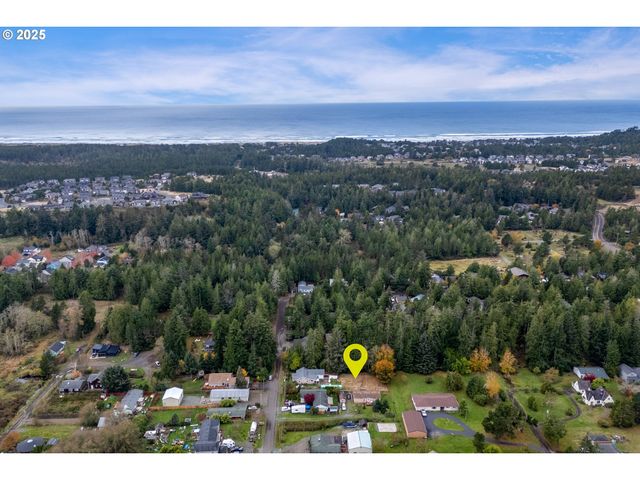 11000 SEAMONT Way, Nehalem, OR 97131