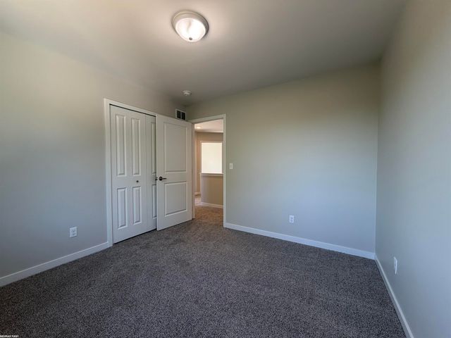 30343 Weathervane Woods Drive, New Haven, MI 48048