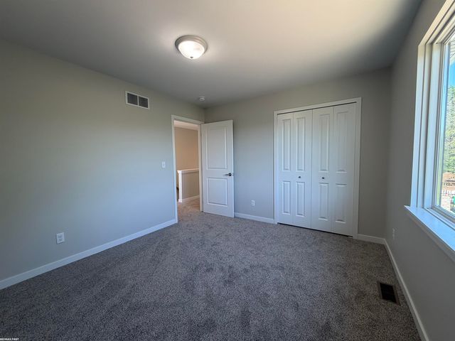 30343 Weathervane Woods Drive, New Haven, MI 48048