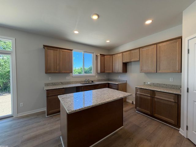 30343 Weathervane Woods Drive, New Haven, MI 48048