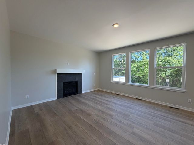 30343 Weathervane Woods Drive, New Haven, MI 48048