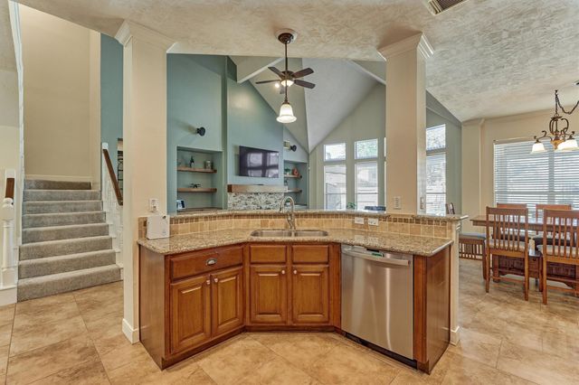 7627 Water Wood Trail, Humble, TX 77346