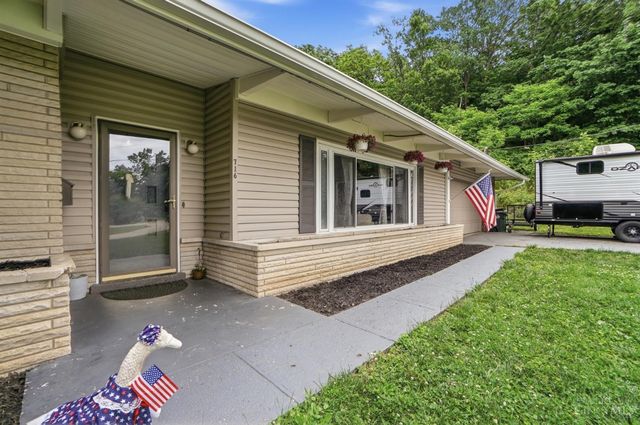 716 Shelley Drive, Batavia, OH 45103