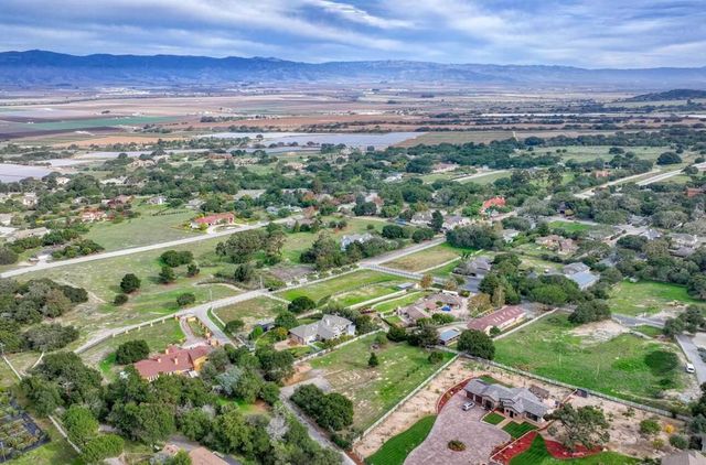 310 Mesa Road, Salinas, CA 93908