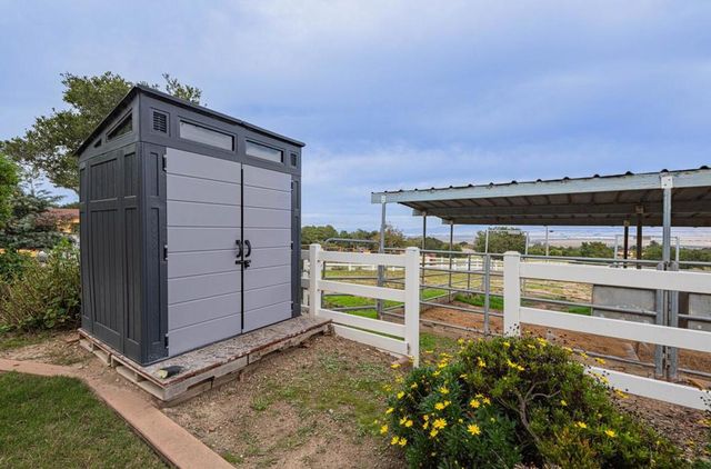 310 Mesa Road, Salinas, CA 93908