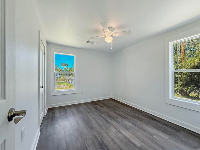 1800 SEVENTH Street, Hot Springs, AR 71913