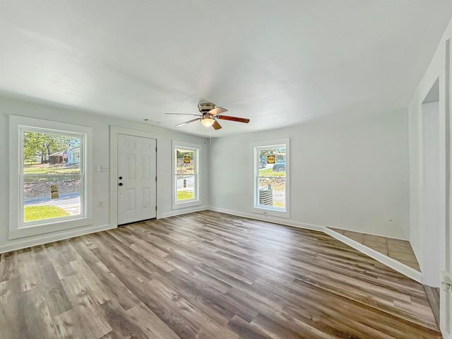1800 SEVENTH Street, Hot Springs, AR 71913