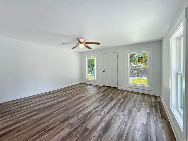 1800 SEVENTH Street, Hot Springs, AR 71913