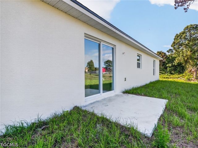 814 Milano AVE S, Lehigh Acres, FL 33974