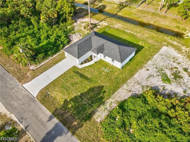 814 Milano AVE S, Lehigh Acres, FL 33974