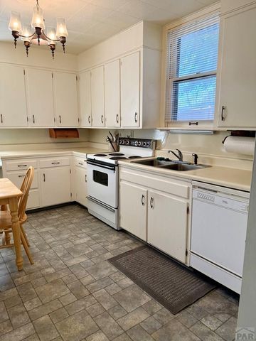 602 Belleview Ave, La Junta, CO 81050