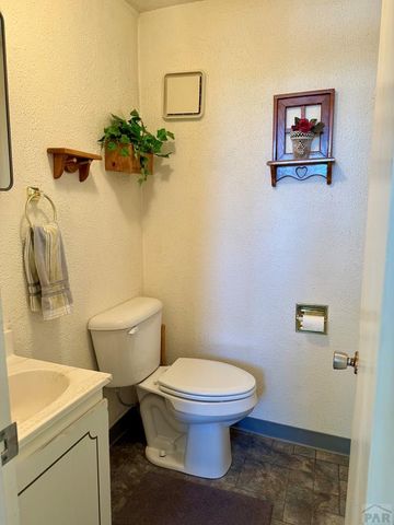 602 Belleview Ave, La Junta, CO 81050