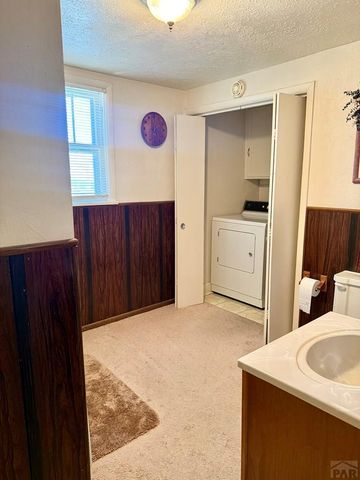 602 Belleview Ave, La Junta, CO 81050