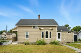 421 16TH Avenue, Moline, IL 61265