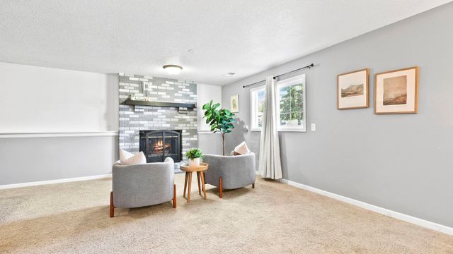 11610 Louisiana Avenue N, Champlin, MN 55316