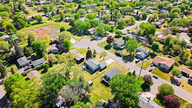 11610 Louisiana Avenue N, Champlin, MN 55316