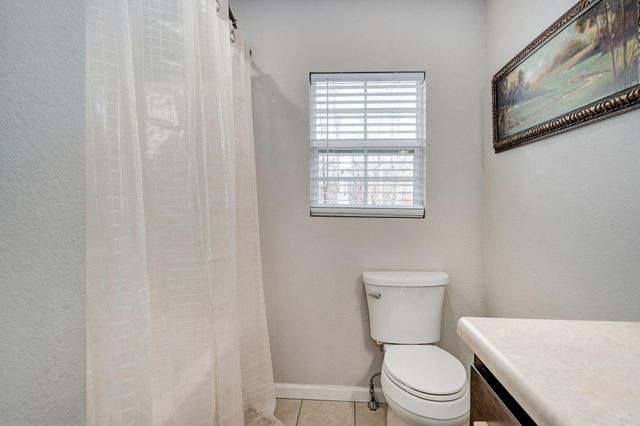 79 Crystal Lane, Galena, MO 65656