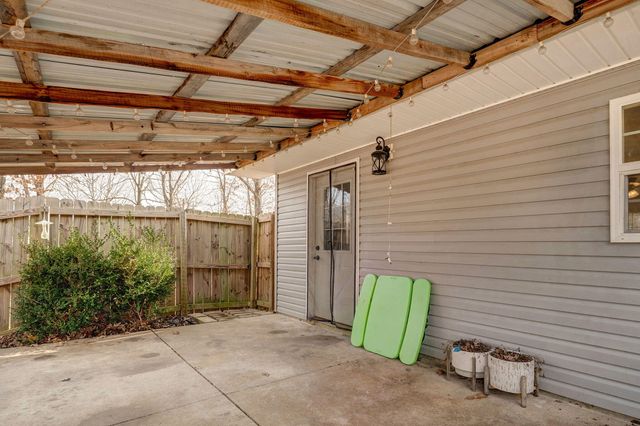 79 Crystal Lane, Galena, MO 65656