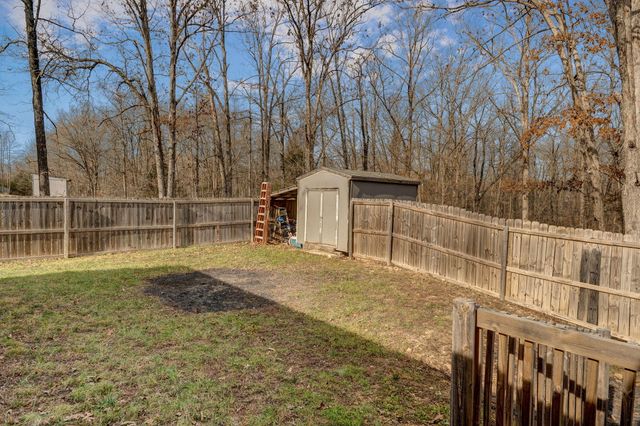 79 Crystal Lane, Galena, MO 65656