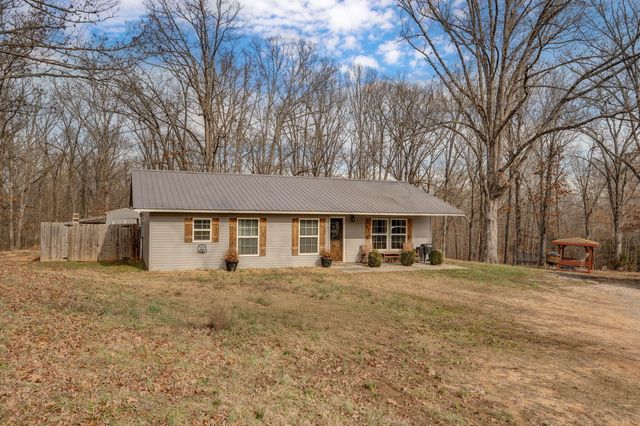 79 Crystal Lane, Galena, MO 65656