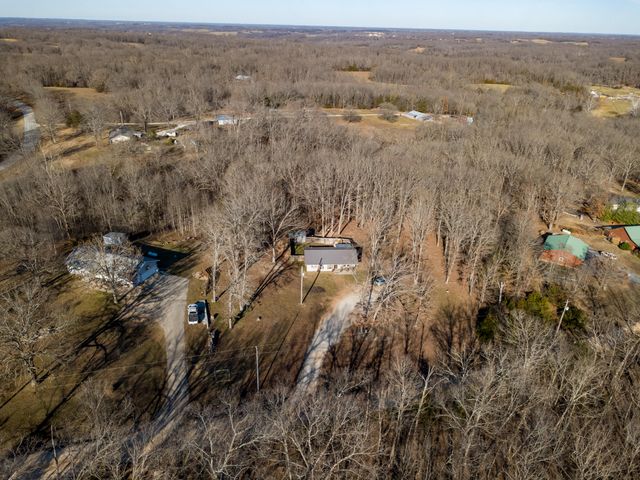 79 Crystal Lane, Galena, MO 65656