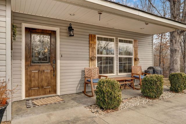 79 Crystal Lane, Galena, MO 65656