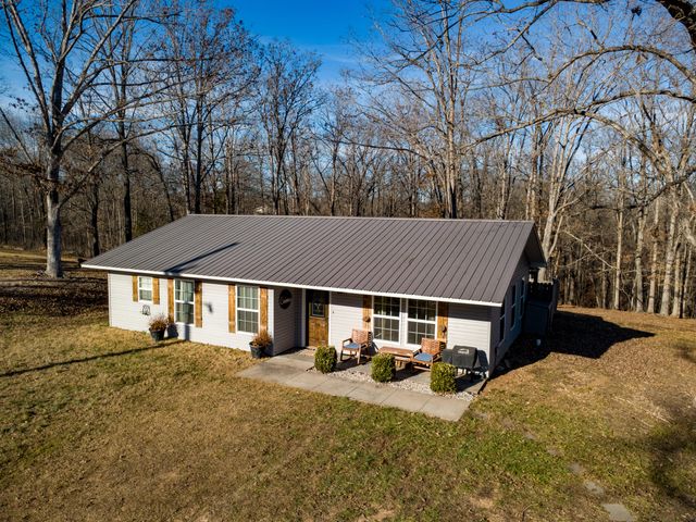 79 Crystal Lane, Galena, MO 65656