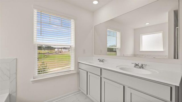 211 Sandy Oak Drive, Loganville, GA 30052