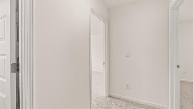 211 Sandy Oak Drive, Loganville, GA 30052