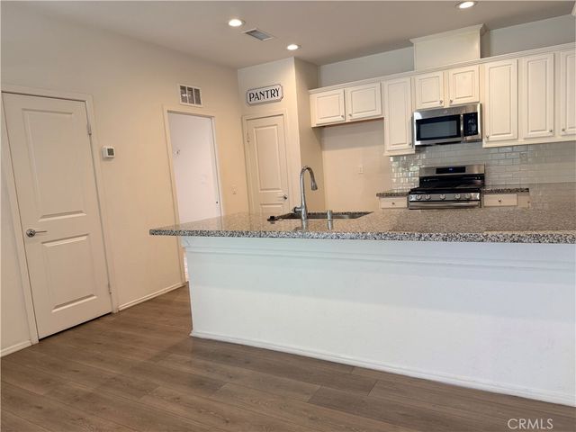 2311 S Via Promenade 73, Ontario, CA 91762