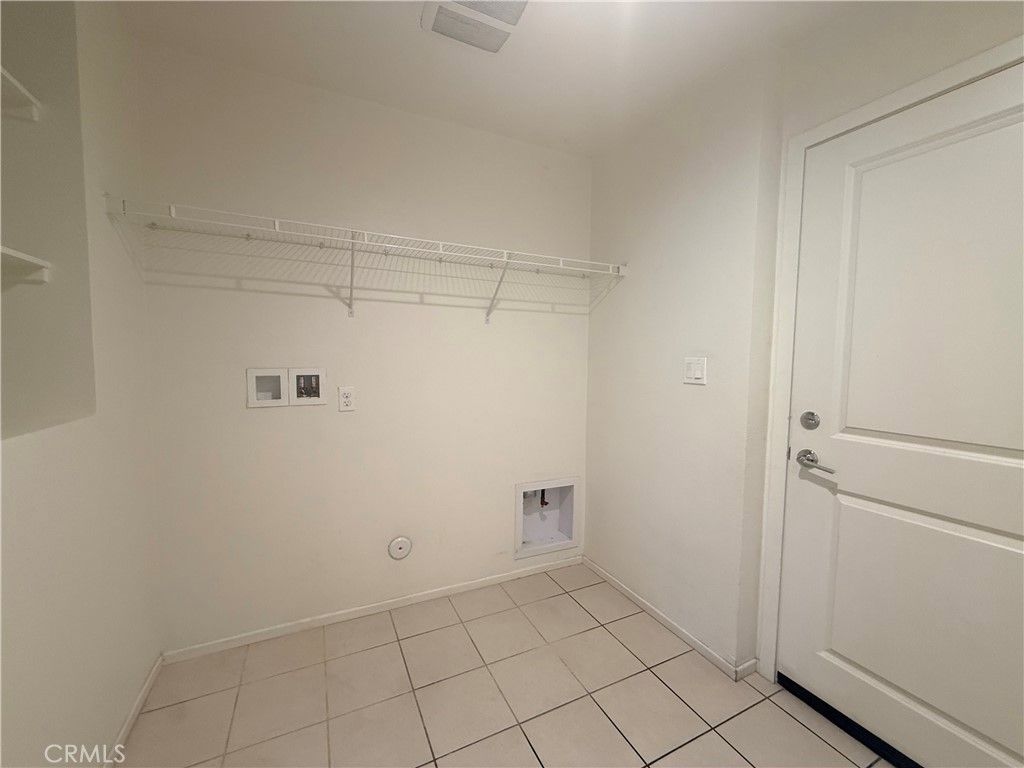 Image 12 of property listing at 2311 S Via Promenade 73, Ontario, CA 91762