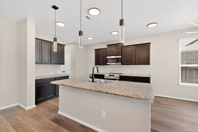 2038 Trumans Hill, New Braunfels, TX 78130