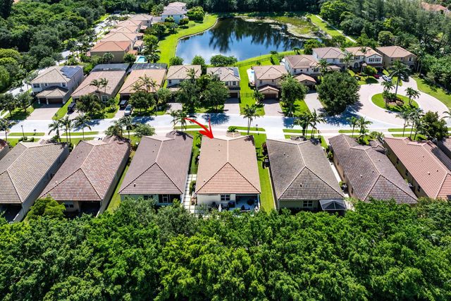 7877 Patriot Street, Lake Worth, FL 33463