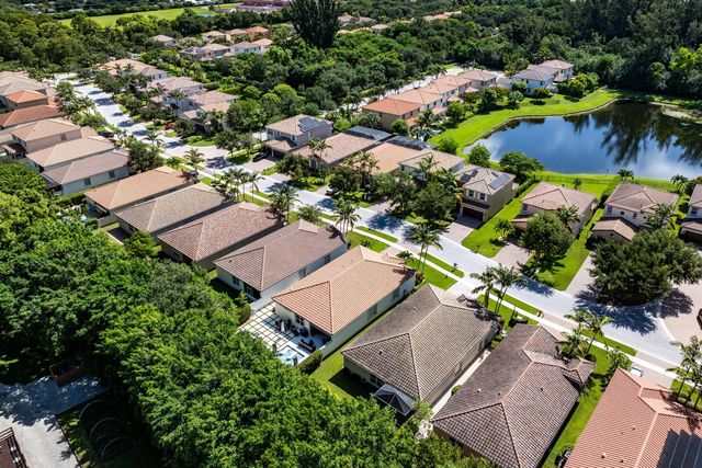 7877 Patriot Street, Lake Worth, FL 33463